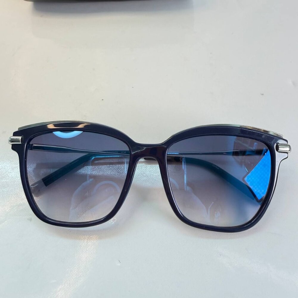 Calvin Klein Sunglasses – Gradient Lenses – Good Condition – Case Included - Picture 3 of 15